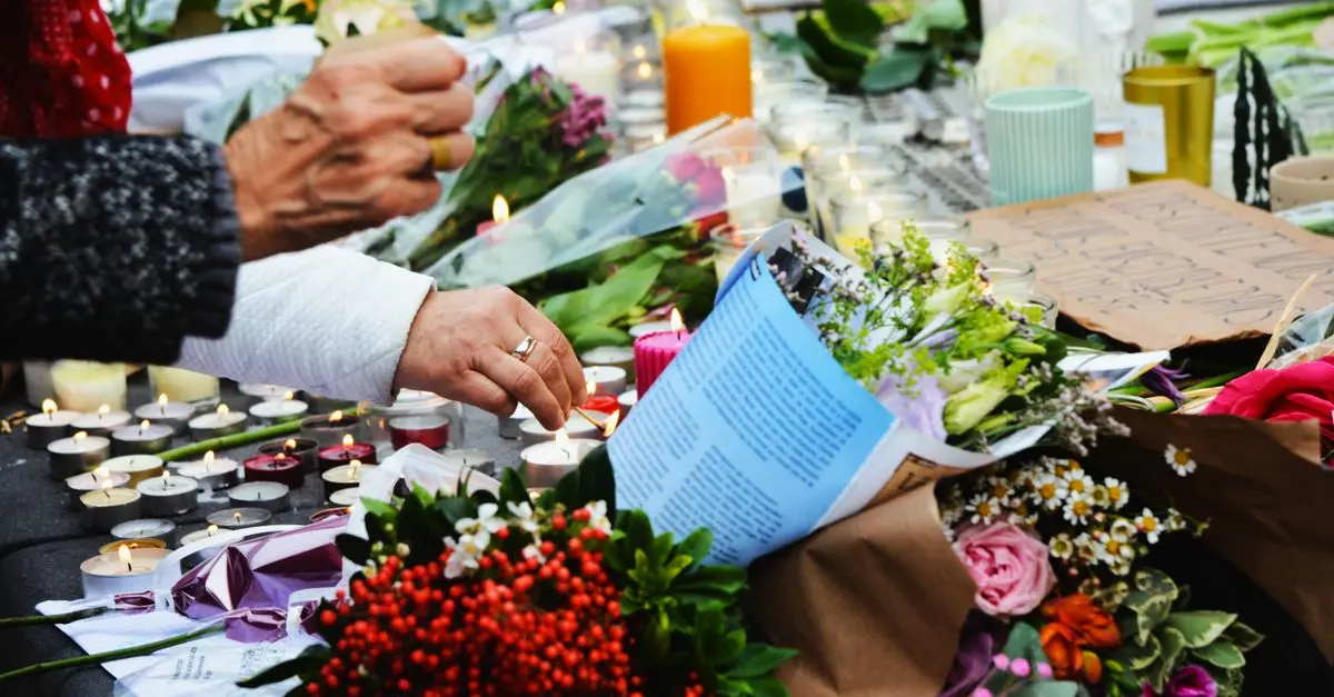 Prévoir des Obsèques : Comment Organiser une Cérémonie Personnalisée
